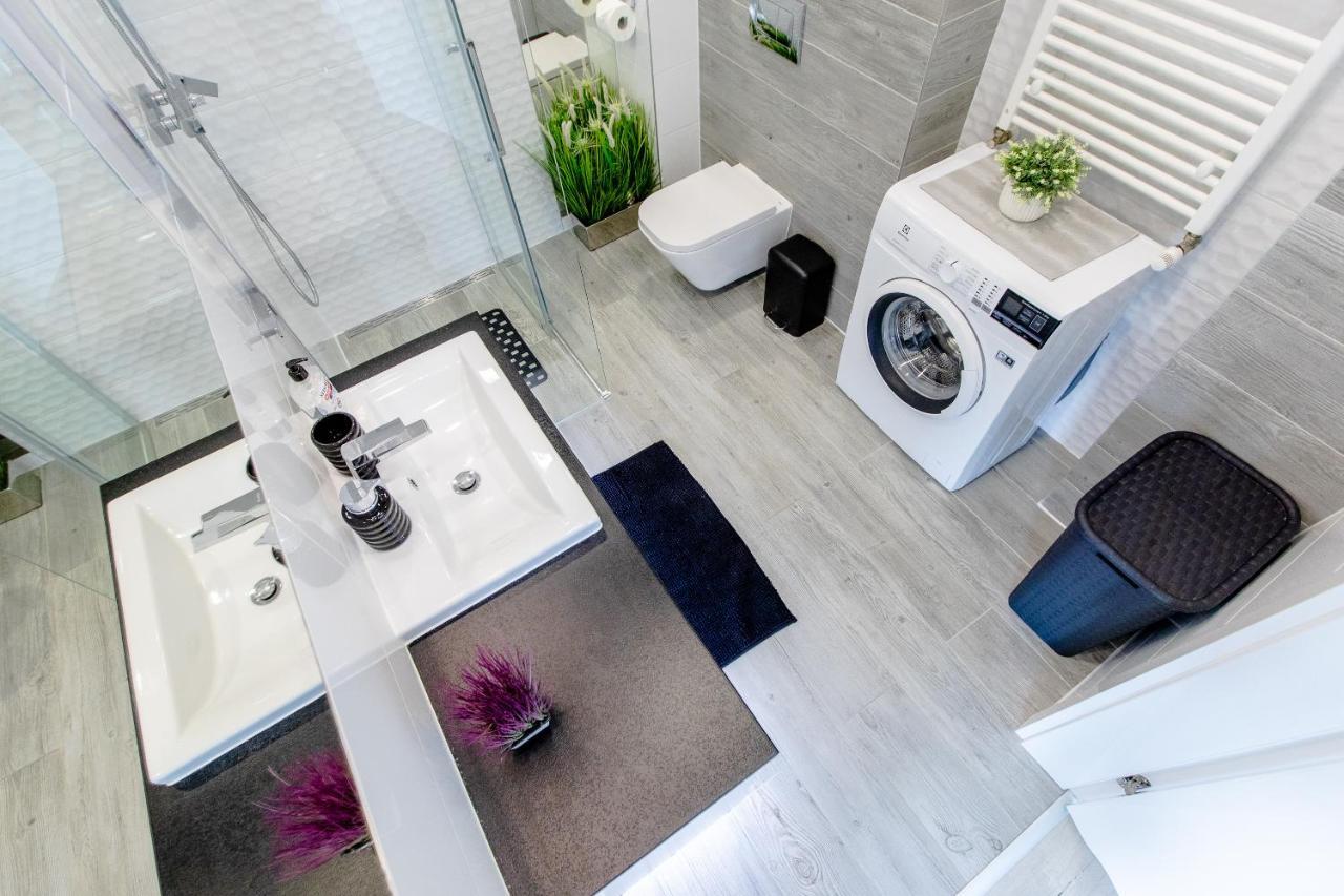 Apartament Linia Komfortu Gardenia Dziwnow Z Widokiem Na Morze Epapartamenty ภายนอก รูปภาพ